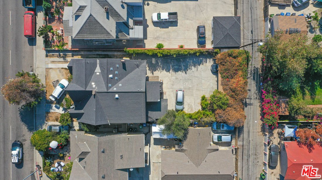 Los Angeles, California, United States 4 - 15277090