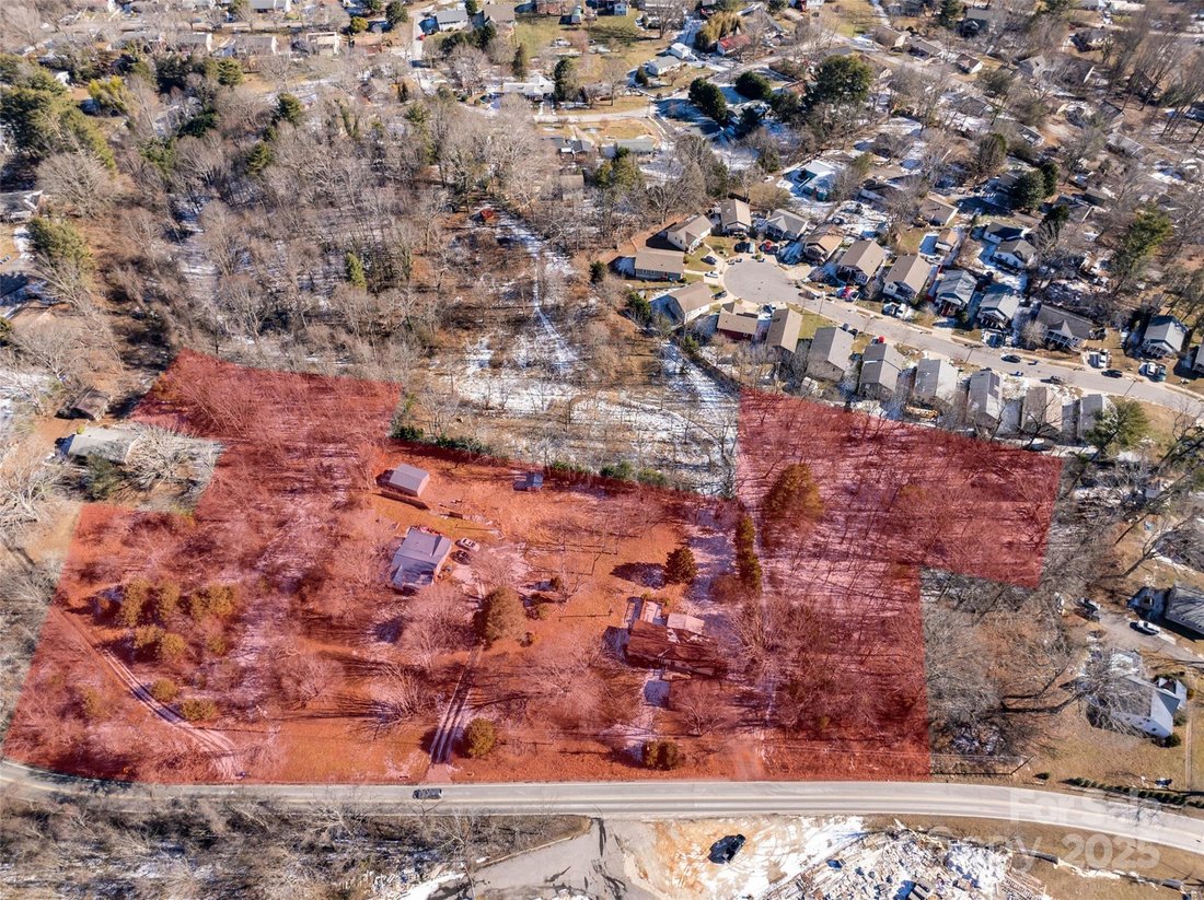 Land in Asheville, North Carolina, United States 3 - 15276840