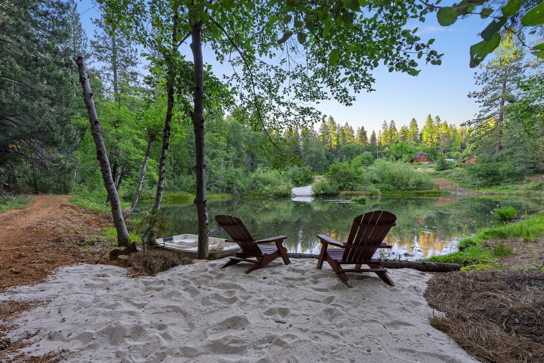 Nevada City, California, United States 4 - 15277061