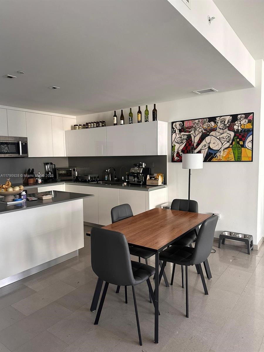 Condo in Miami, Florida, United States 2 - 15544696