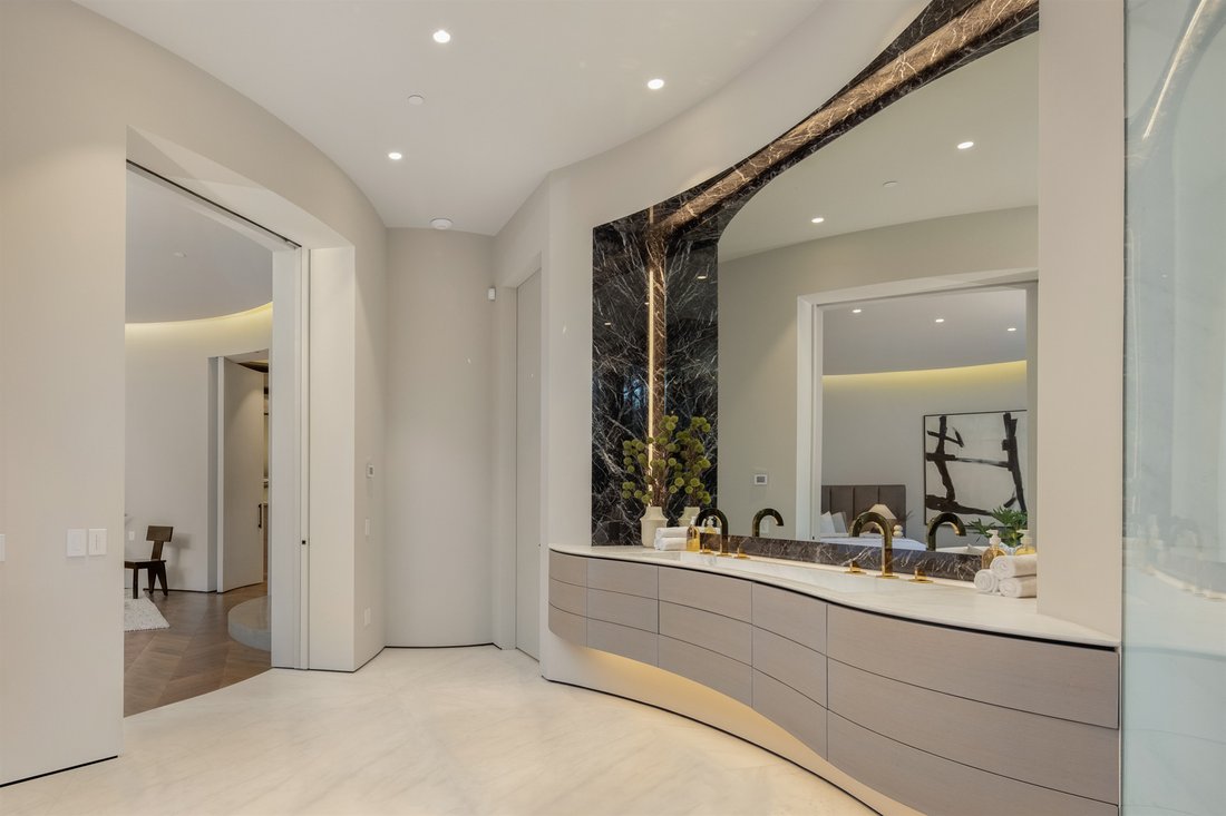 Estate in Los Angeles, California, United States 3 - 12799762