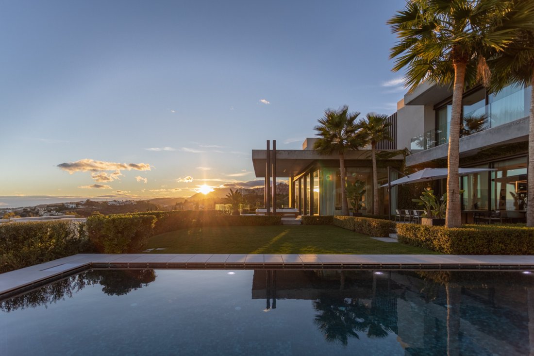 Villa in La Quinta, Benahavis, Andalusia 4 - 15174720