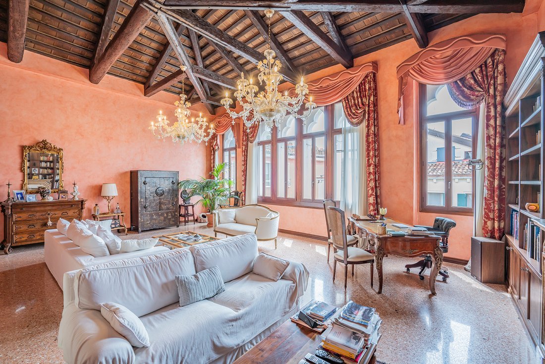 Apartment in Venice Historic Centre, Venice, Italy 2 - 15169320