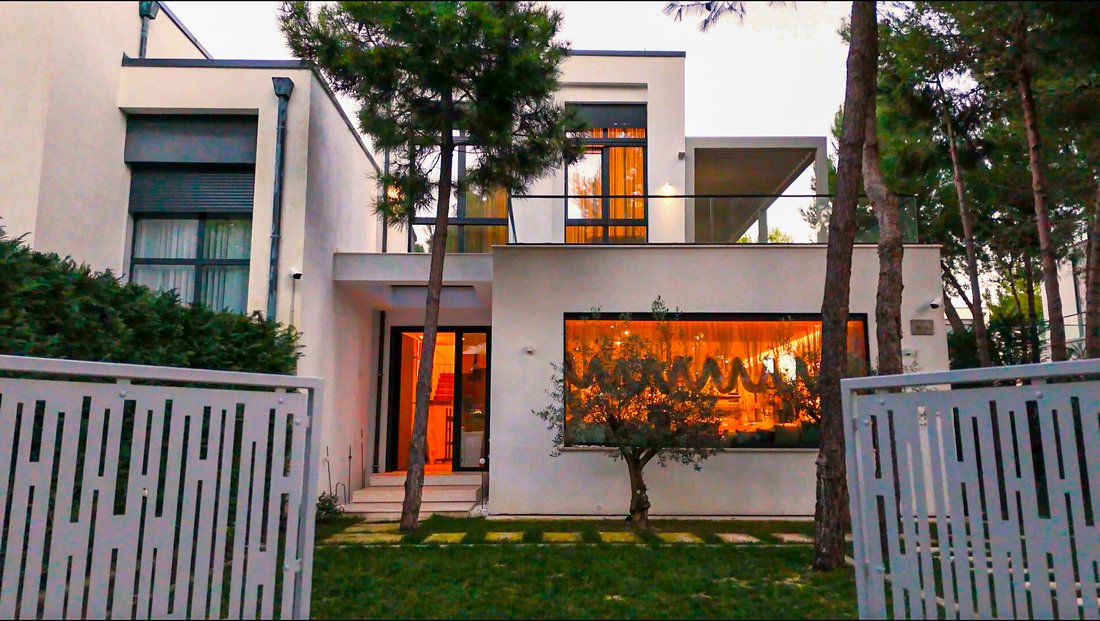 Villa in Plazhi San Pietro, Durrës County, Albania 1 - 15168891