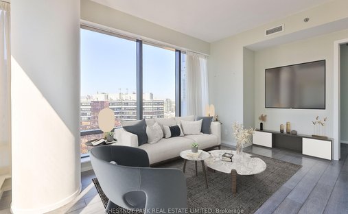 Apartment in Toronto, Ontario, Canada 1