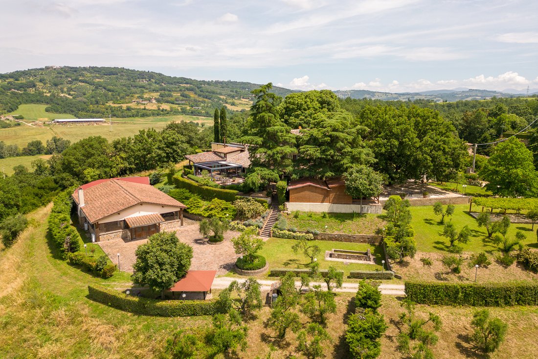Estate in Orte, Lazio, Italy 5 - 13838328