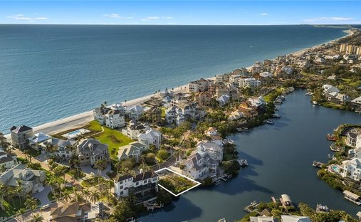 Land in Bonita Springs, Florida, United States 1