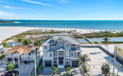 House in Fort Myers Beach, Florida, United States 1
