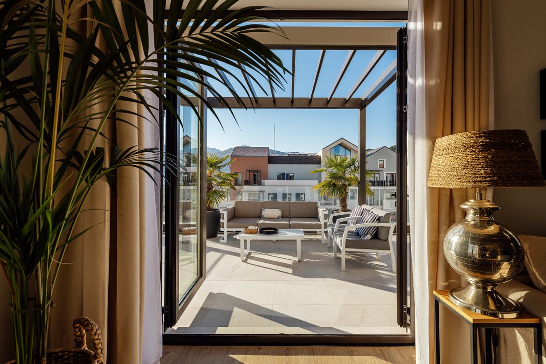 Apartment in Tivat, Tivat Municipality, Montenegro 5 - 15364332