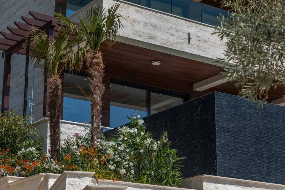 Villa in Tivat, Tivat Municipality, Montenegro 3 - 15633097