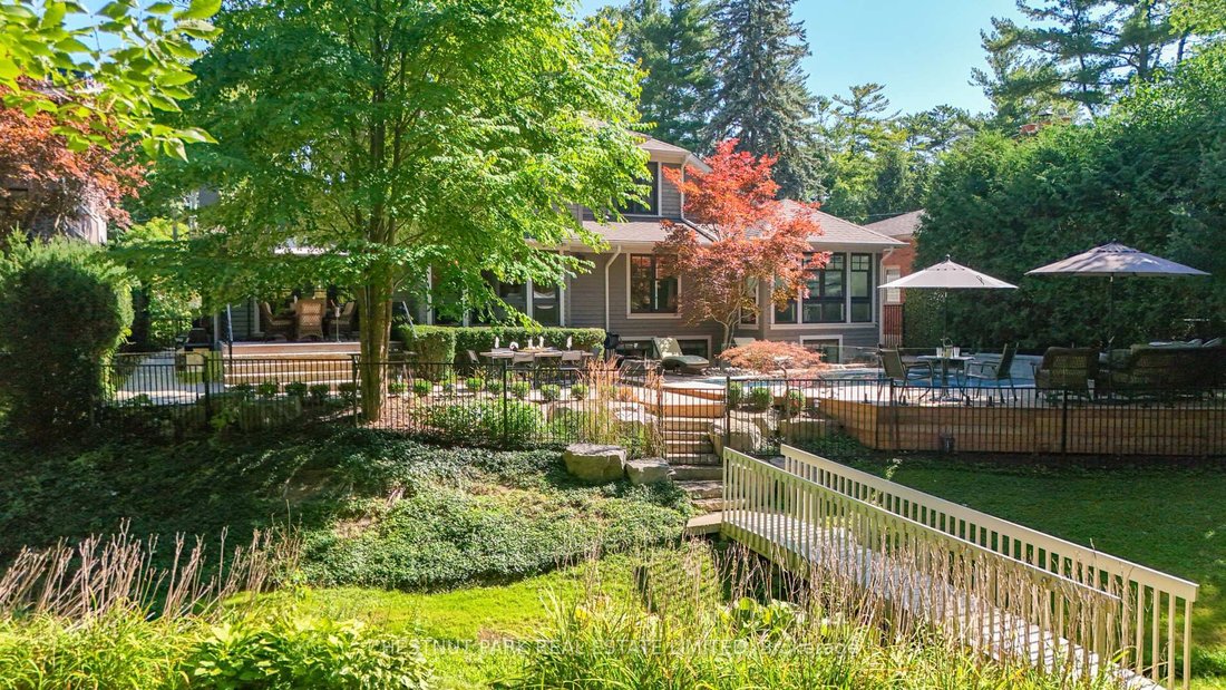 House in Oakville, Ontario, Canada 3 - 15683560