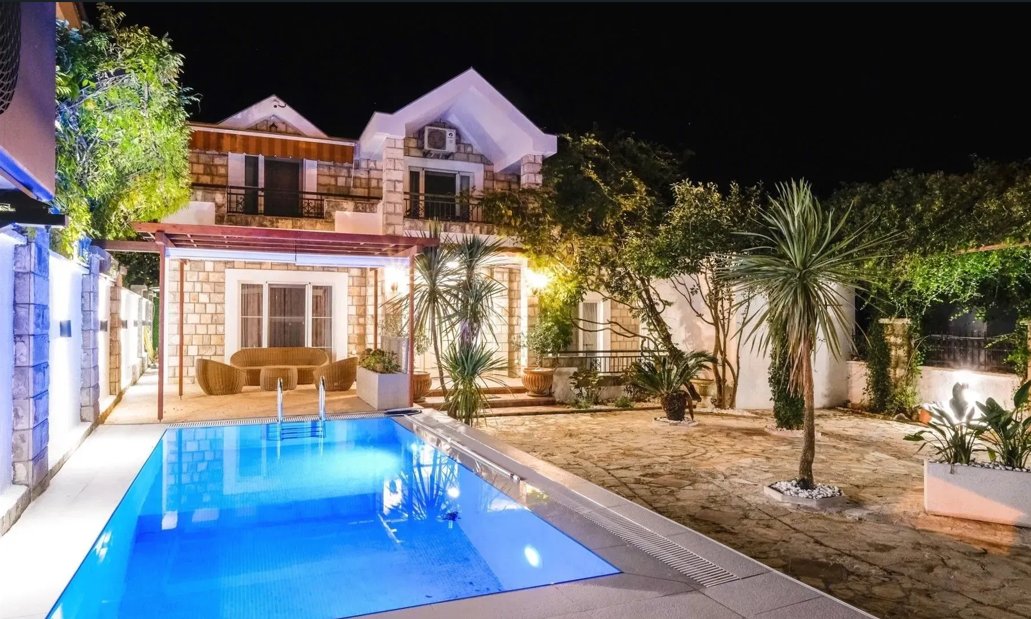 Villa in Mrčevac, Montenegro 1 - 15393250