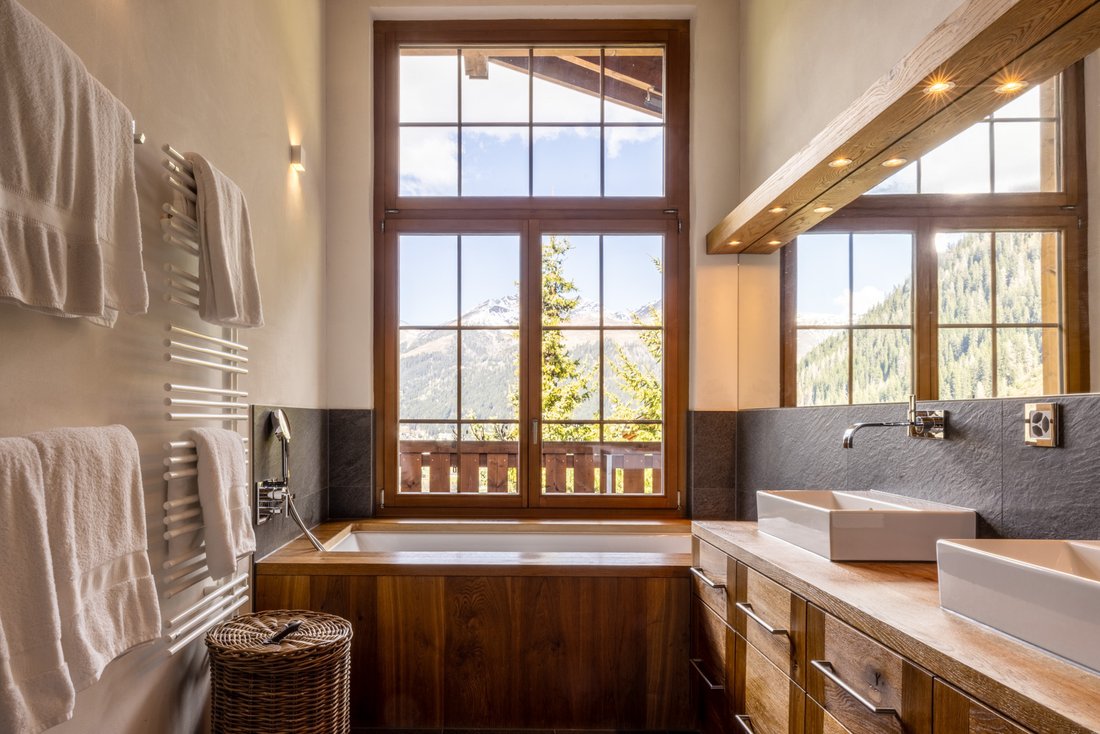 Chalet in Davos, Grisons, Switzerland 4 - 15657335