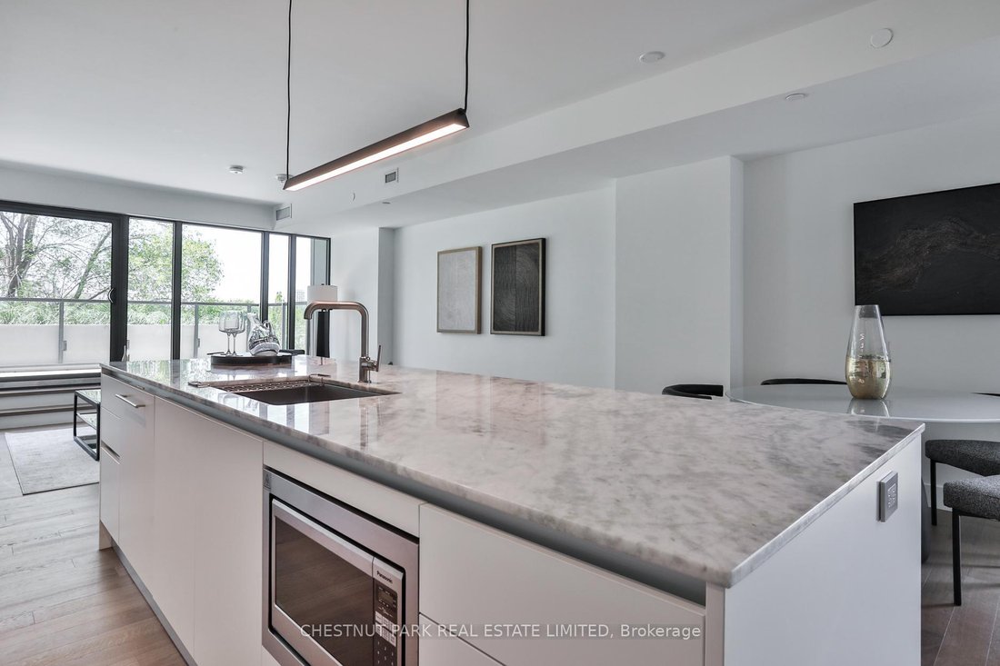 Apartment in Toronto, Ontario, Canada 2 - 15683578
