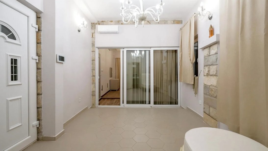 Villa in Mrčevac, Montenegro 5 - 15393250