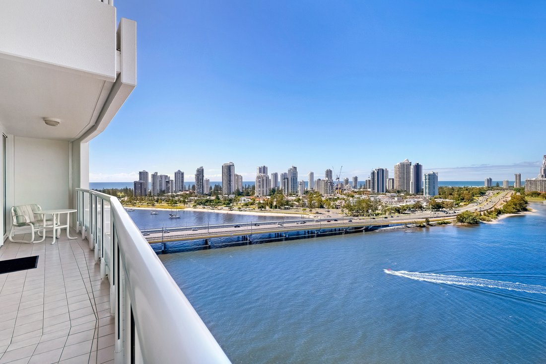Apartment in Southport, Queensland, Australia 3 - 11905681