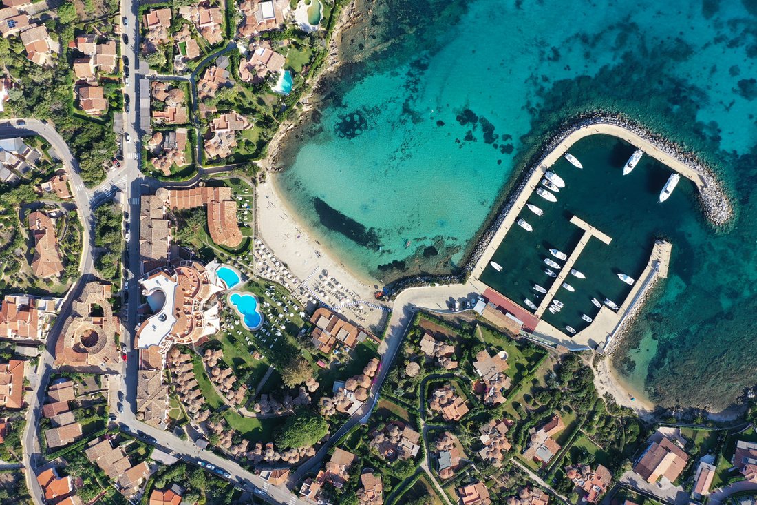 Villa in Center, Olbia, Italy 1 - 15402787