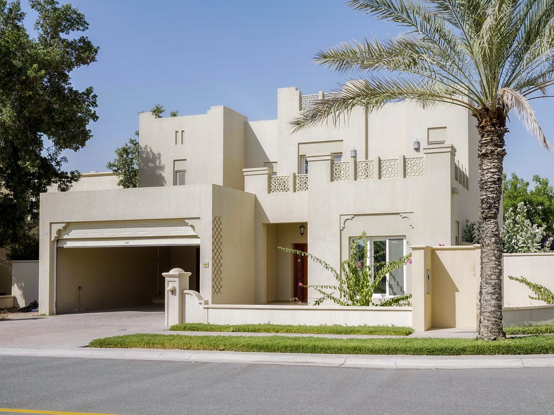 Villa in Dubai, Dubai, United Arab Emirates 2 - 15272093