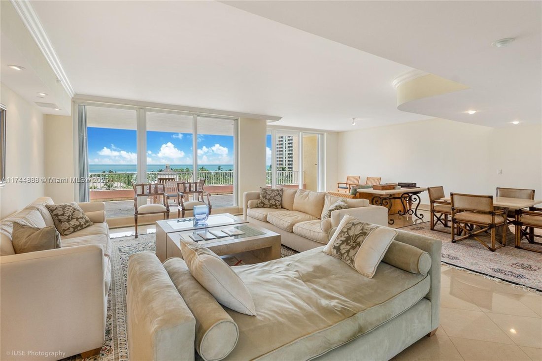 Condo in Key Biscayne, Florida, United States 2 - 15234126