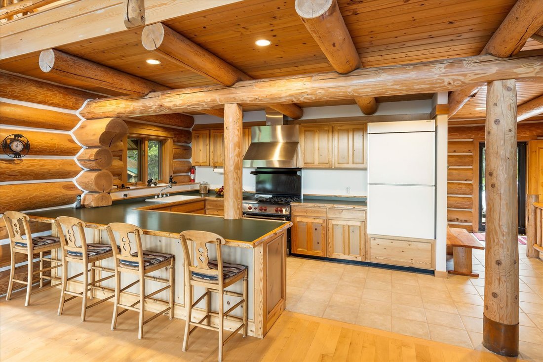 House in Polebridge, Montana, United States 4 - 15167102