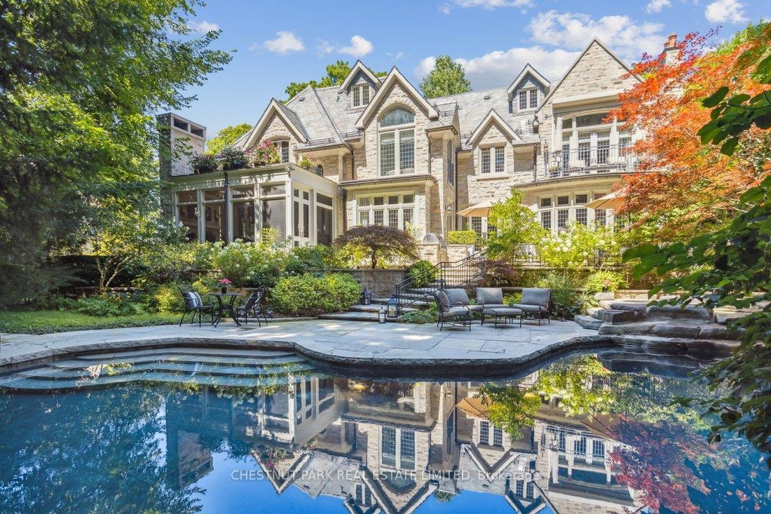 House in Toronto, Ontario, Canada 1 - 15611176