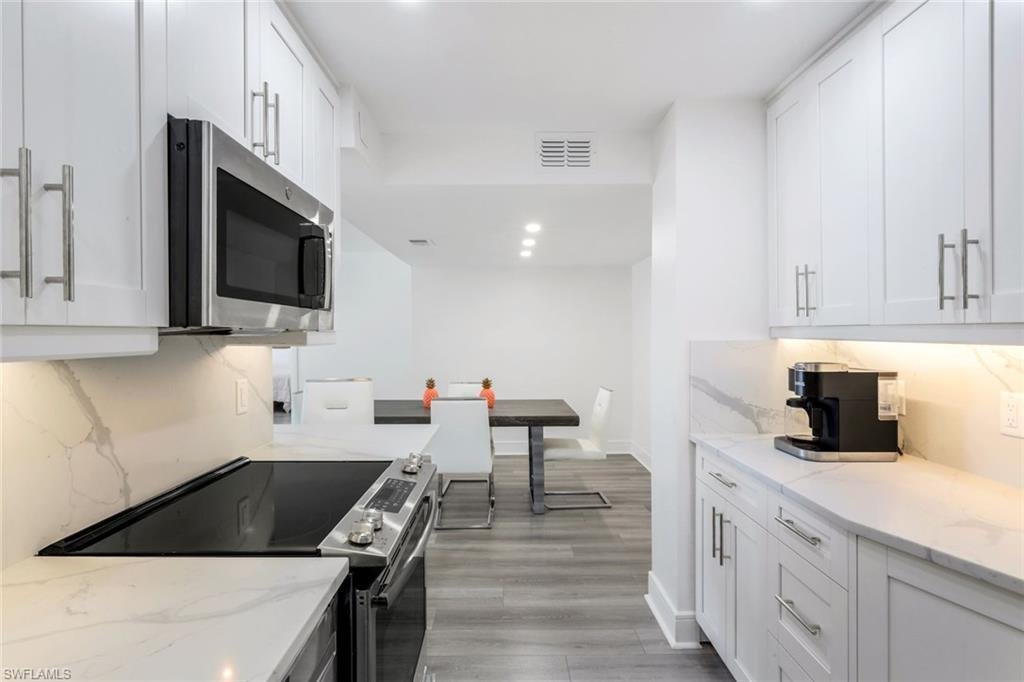Condo in Naples, Florida, United States 2 - 15373614