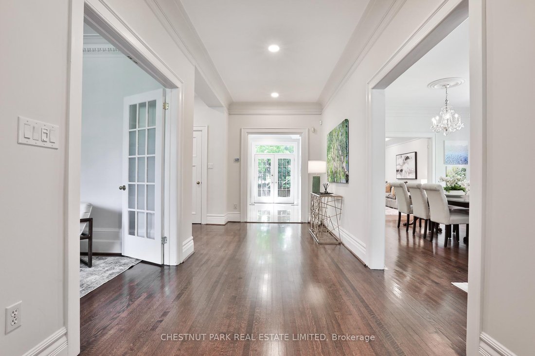 House in Toronto, Ontario, Canada 4 - 15677679