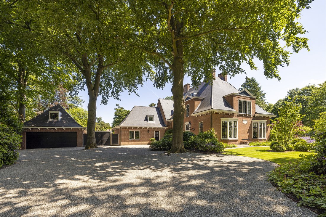 Villa in Weesp, North Holland, Netherlands 3 - 12657763