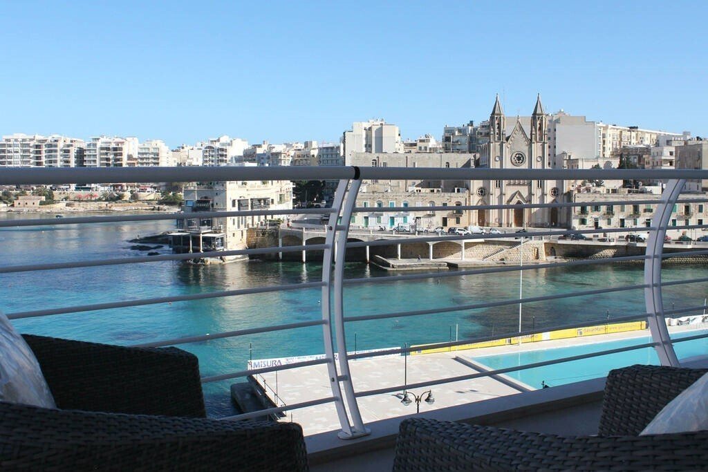 Apartment in Saint Julian's, Malta 5 - 15167557