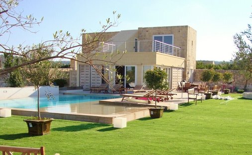 Townhouse in Siggiewi, Malta 1