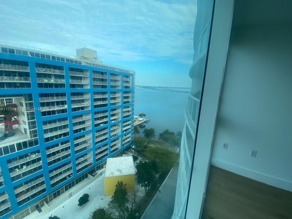 Condo in Miami, Florida, United States 5 - 15285668