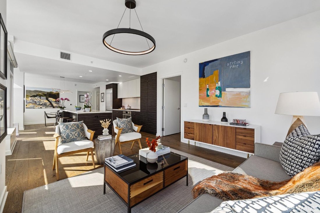 San Francisco, California, United States 5 - 15277072