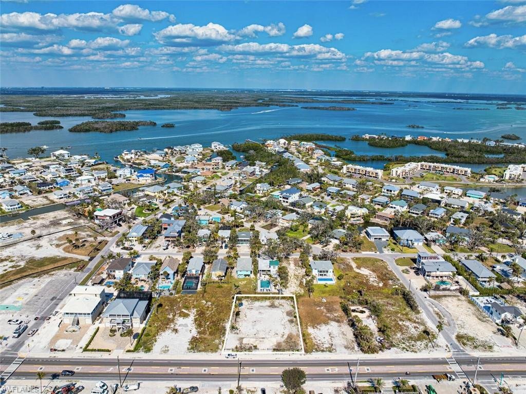 Land in Fort Myers Beach, Florida, United States 2 - 15300086