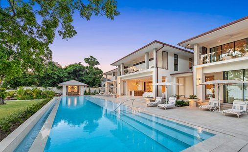 Townhouse in Holetown, Saint James, Barbados 1