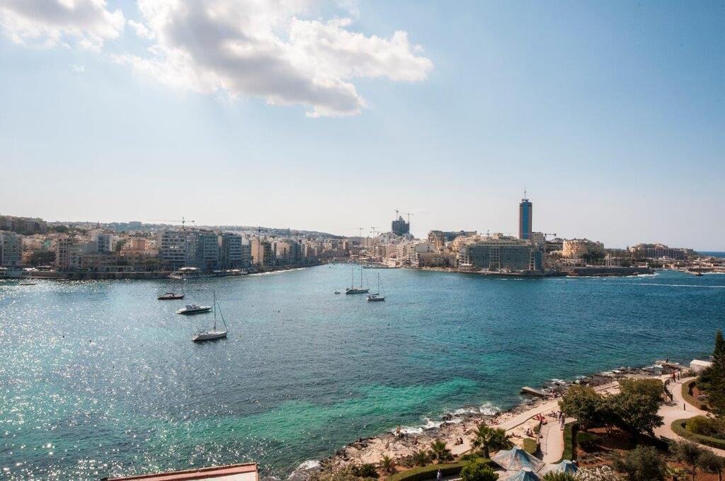 Apartment in Sliema, Malta 1 - 15173450