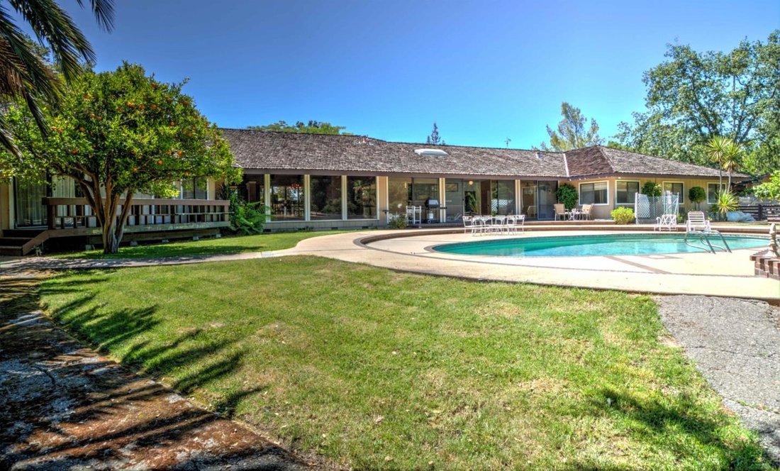House in Los Gatos, California, United States 3 - 13127470