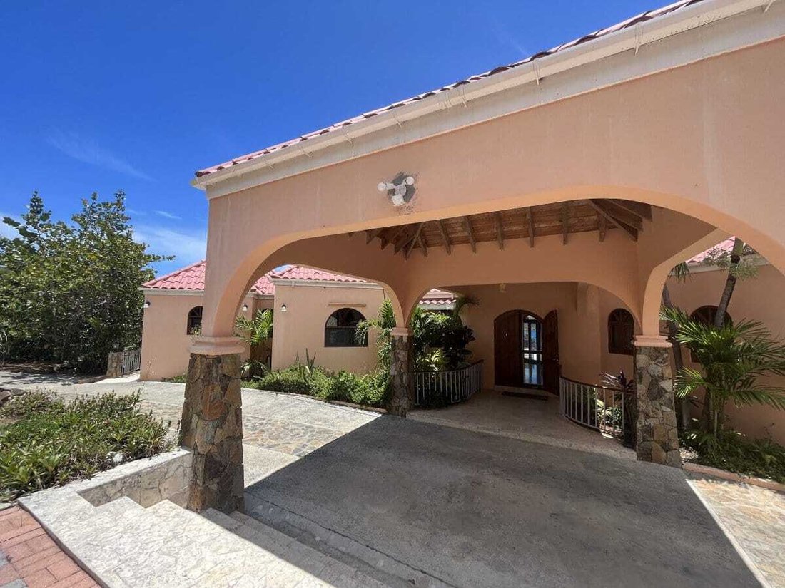 Villa in Tortola, Tortola, British Virgin Islands 2 - 15262776