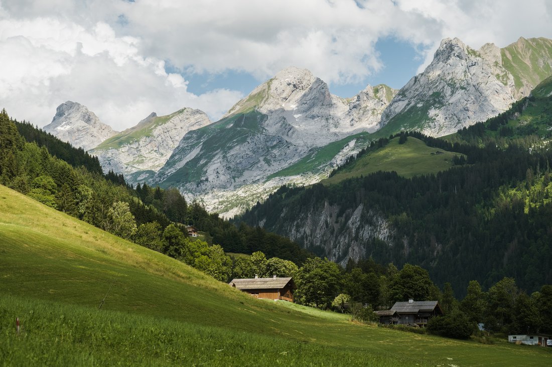 Chalet in Le Grand-Bornand, Auvergne-Rhône-Alpes, France 2 - 15511962