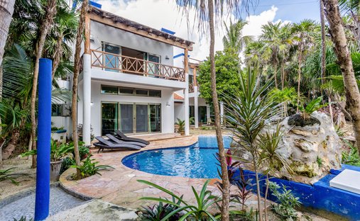 House in Balam Canché, Quintana Roo, Mexico 1