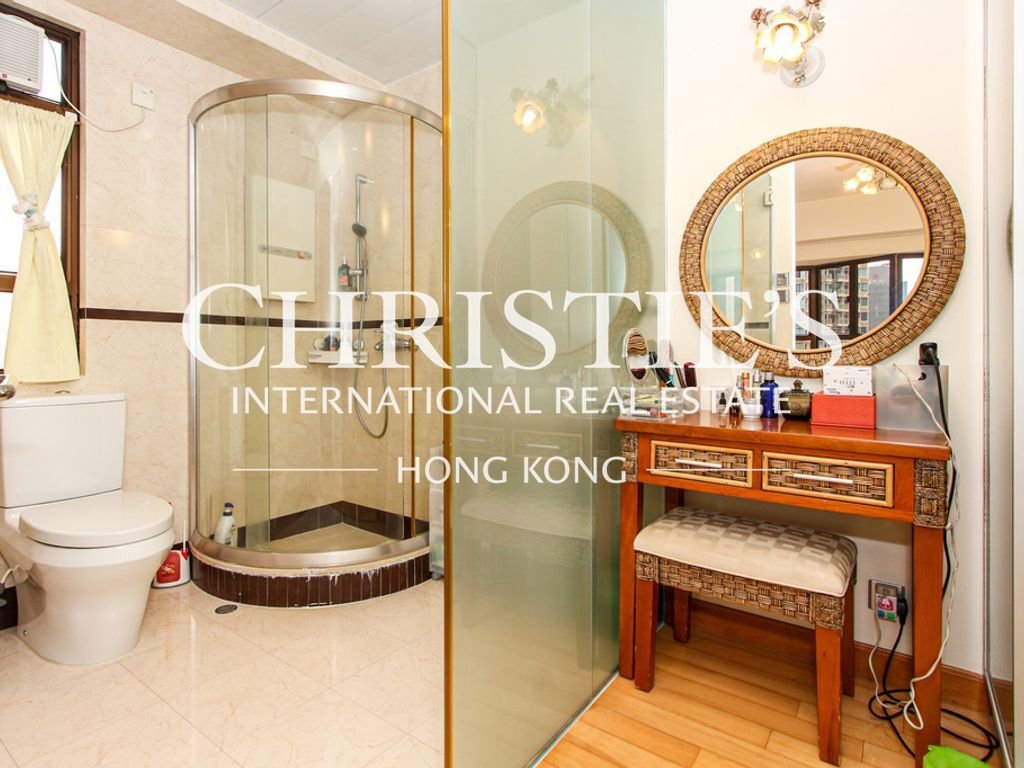 Apartment in Hong Kong, Hong Kong 5 - 15593150