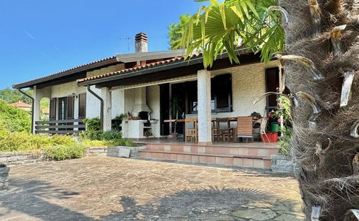 House in Luino, Lombardy, Italy 1