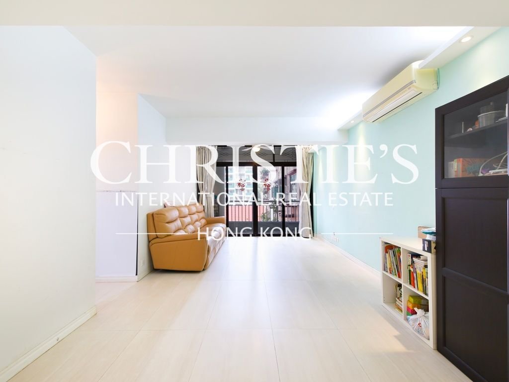 Apartment in Hong Kong, Hong Kong 3 - 15435498