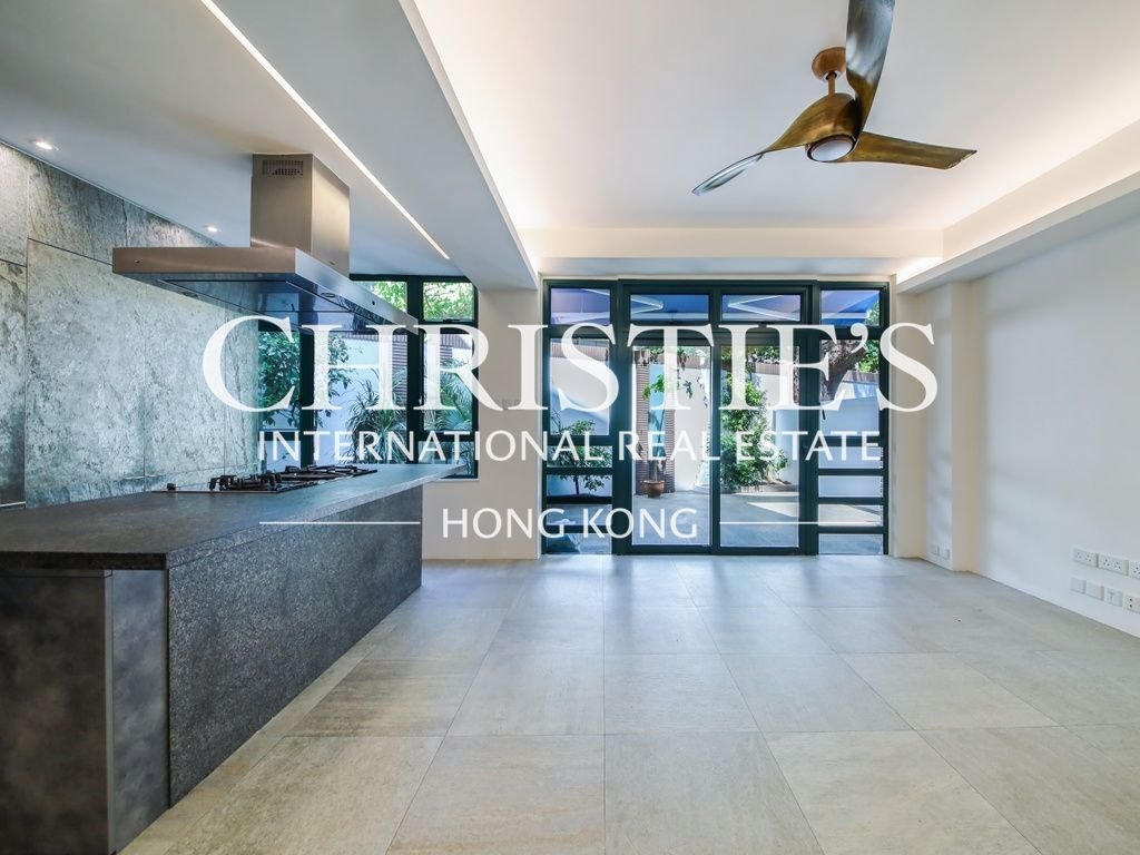 Apartment in Hong Kong, Hong Kong 3 - 15437783