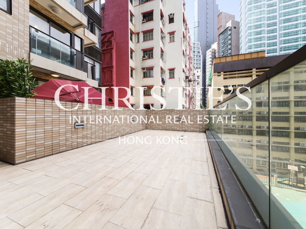 Apartment in Hong Kong, Hong Kong 3 - 15437105