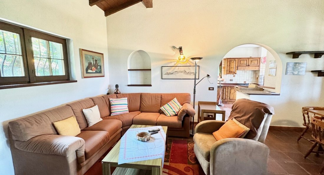 House in Luino, Lombardy, Italy 4 - 15741119
