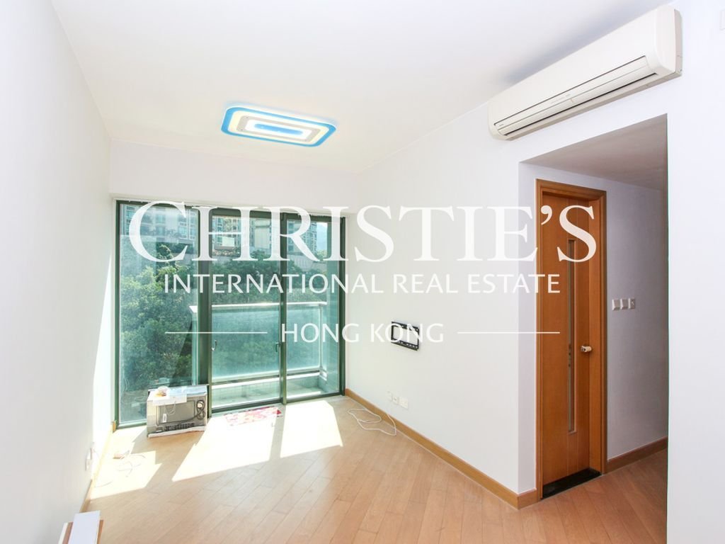 Apartment in Hong Kong, Hong Kong 3 - 15437426