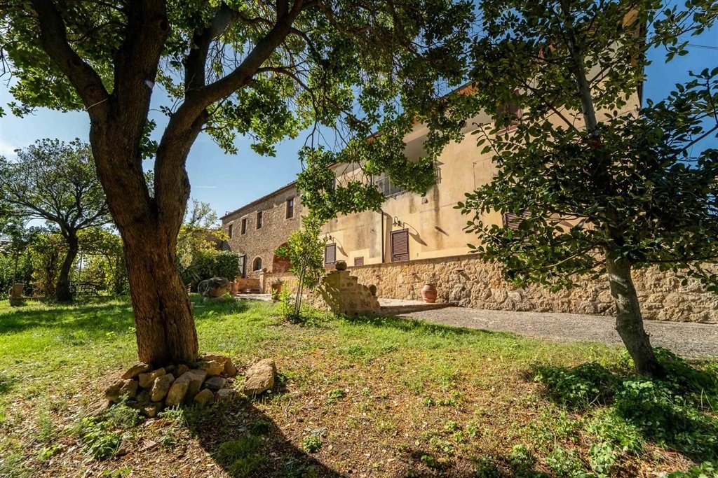 Country House in Pomarance, Tuscany, Italy 1 - 15742266