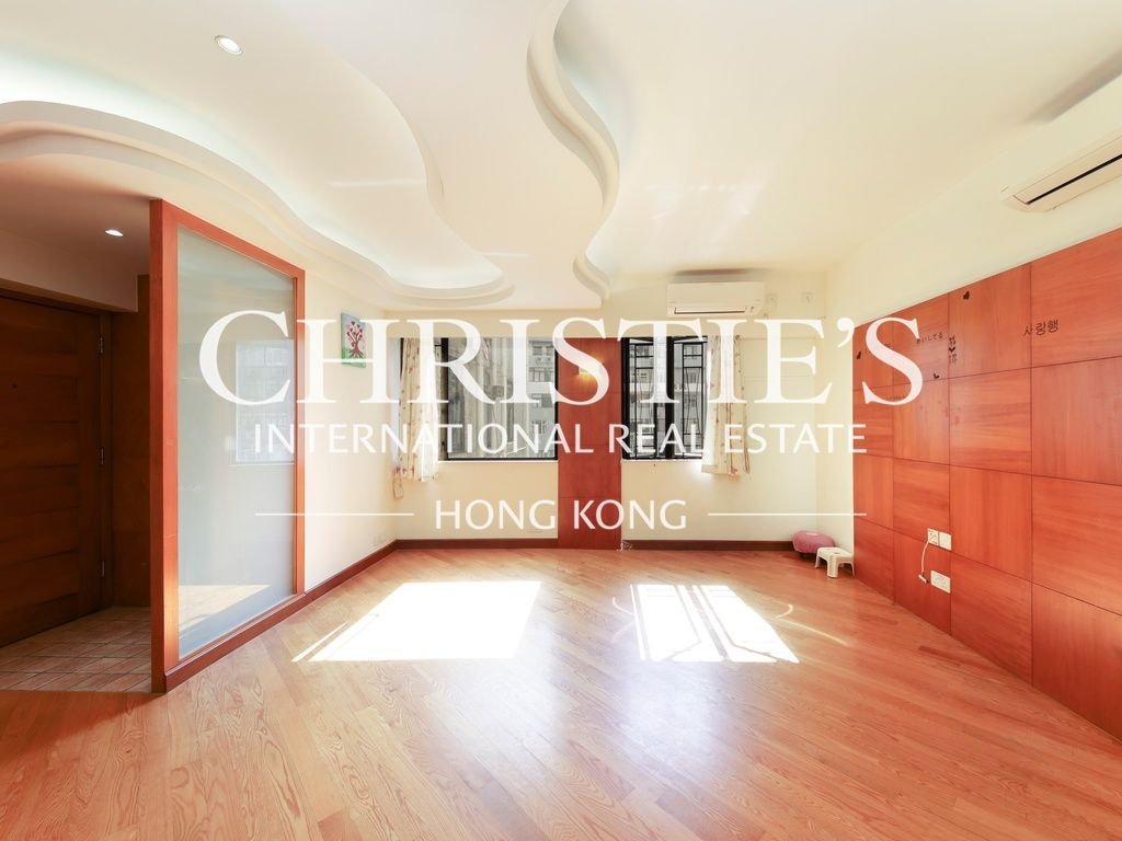 Apartment in Hong Kong, Hong Kong 2 - 15437422