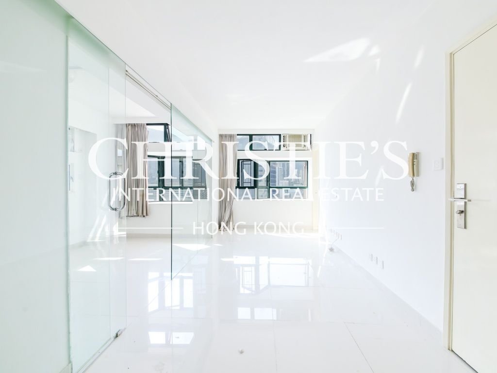 Apartment in Hong Kong, Hong Kong 2 - 15436103