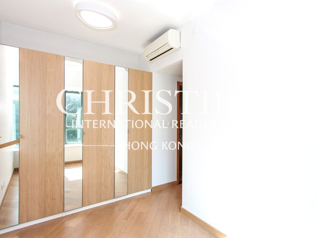 Apartment in Hong Kong, Hong Kong 5 - 15437426